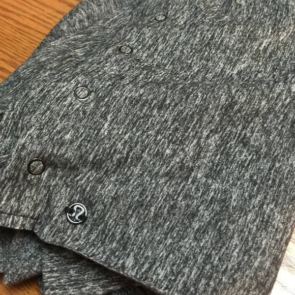 EUC Lululemon Vinyasa Scarf *Rulu
Heathered Black - Picture 4 of 7